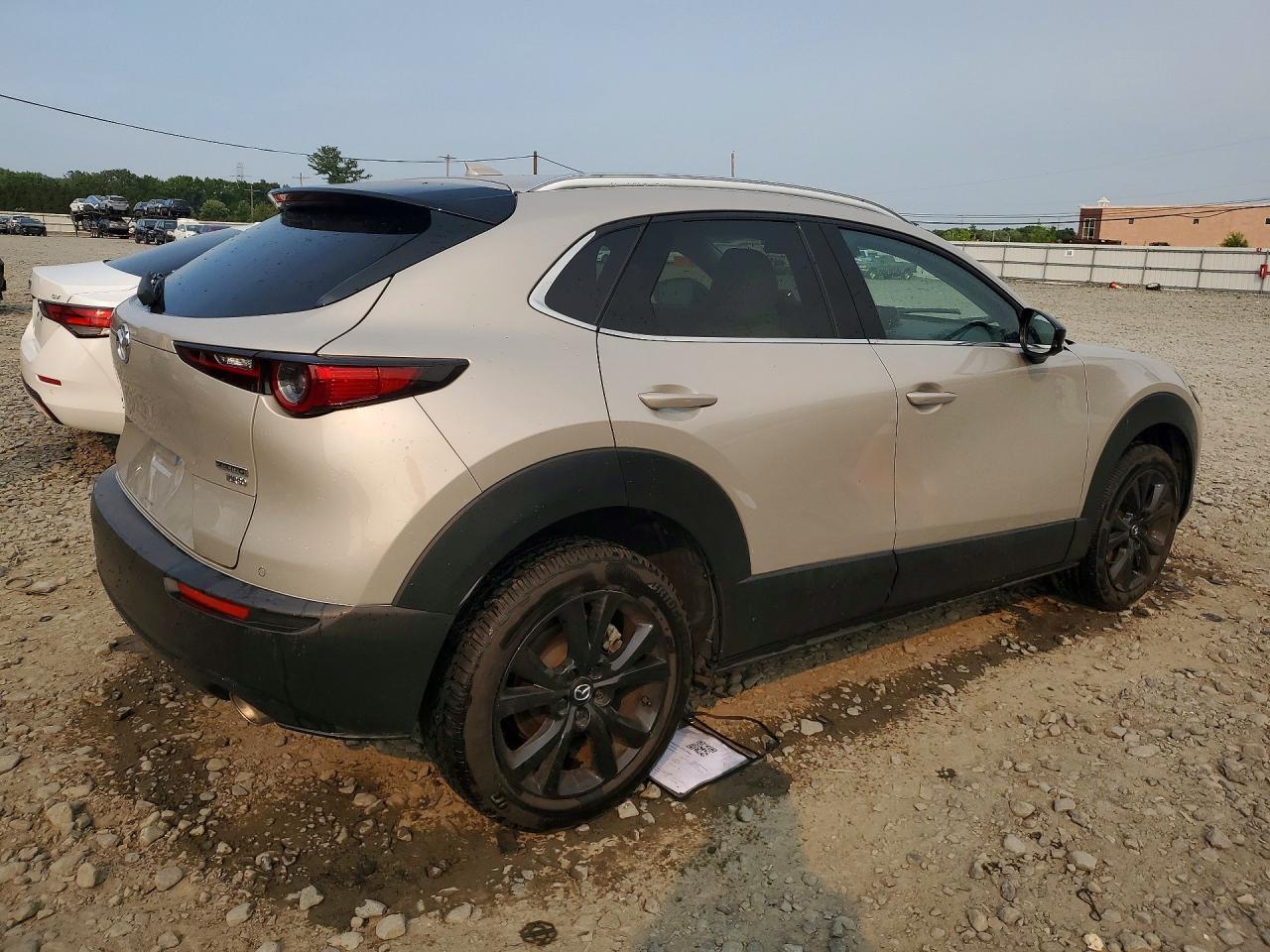 2024 Mazda Cx-30 Premium Plus - Image 3