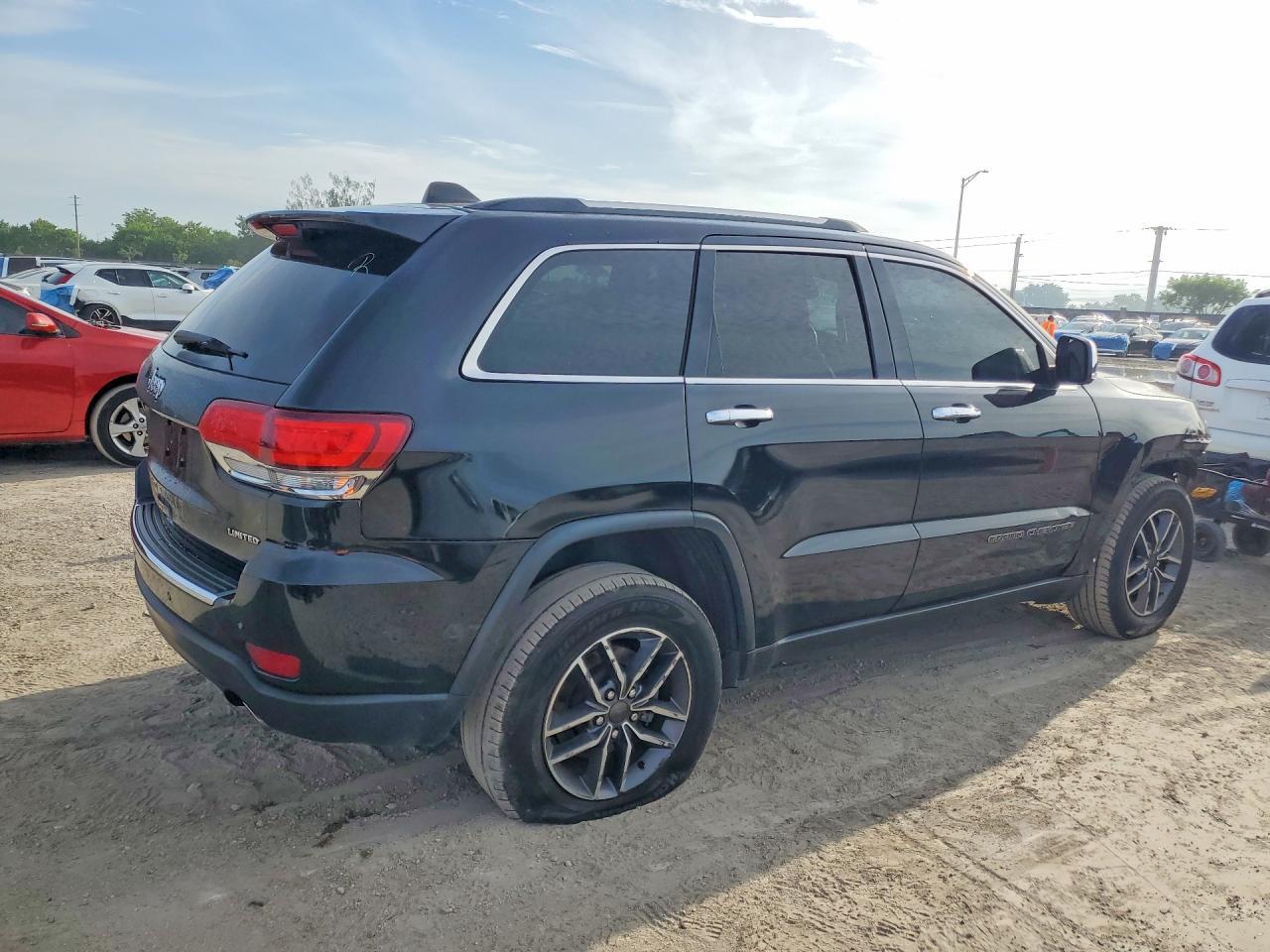 2021 Jeep Grand Cherokee Limited - Фото 3