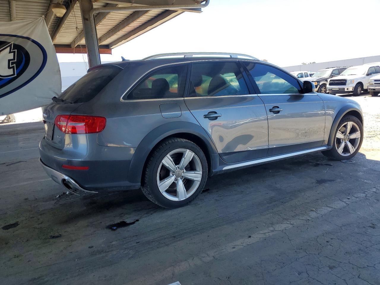 2013 Audi A4 Allroad Premium Plus - Фото 3