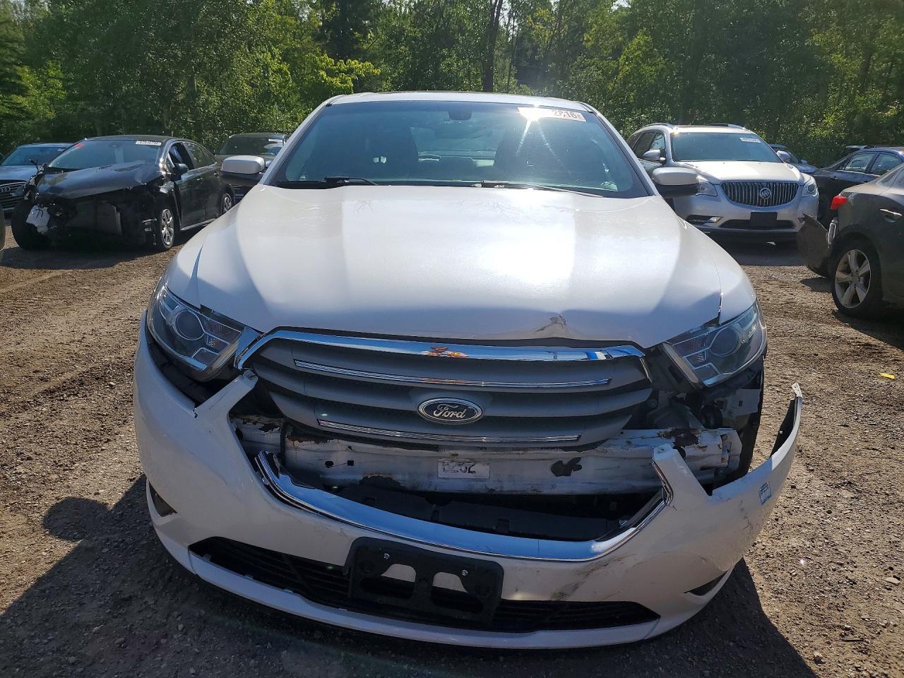 2014 Ford Taurus Sel - Image 5