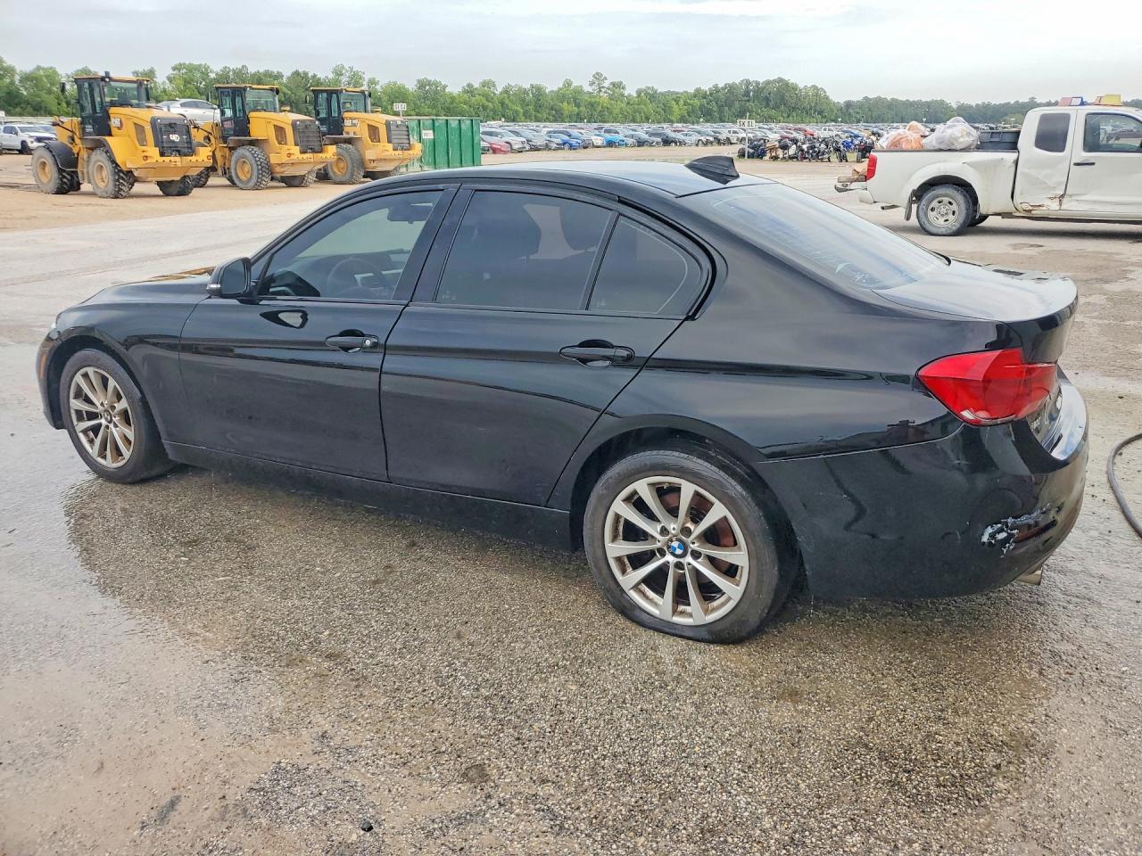 2017 BMW 320 I - Фото 2