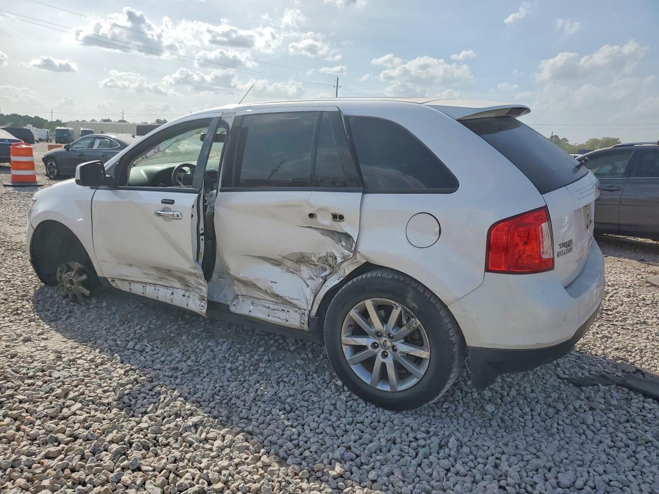 2011 Ford Edge Sel - Image 2