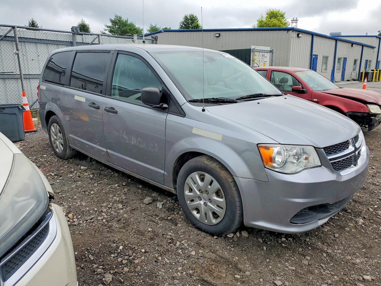 2019 Dodge Grand Caravan Se - Image 4