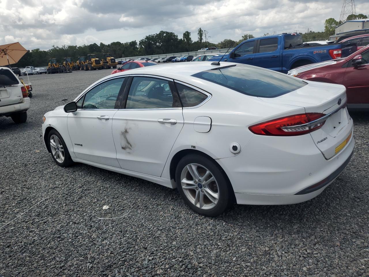 2018 Ford Fusion Se Hybrid - Image 2