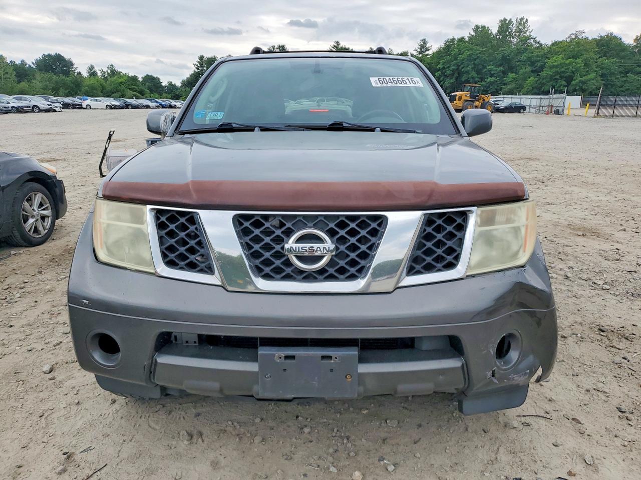 2005 Nissan Pathfinder Le/Se/Xe - Image 4