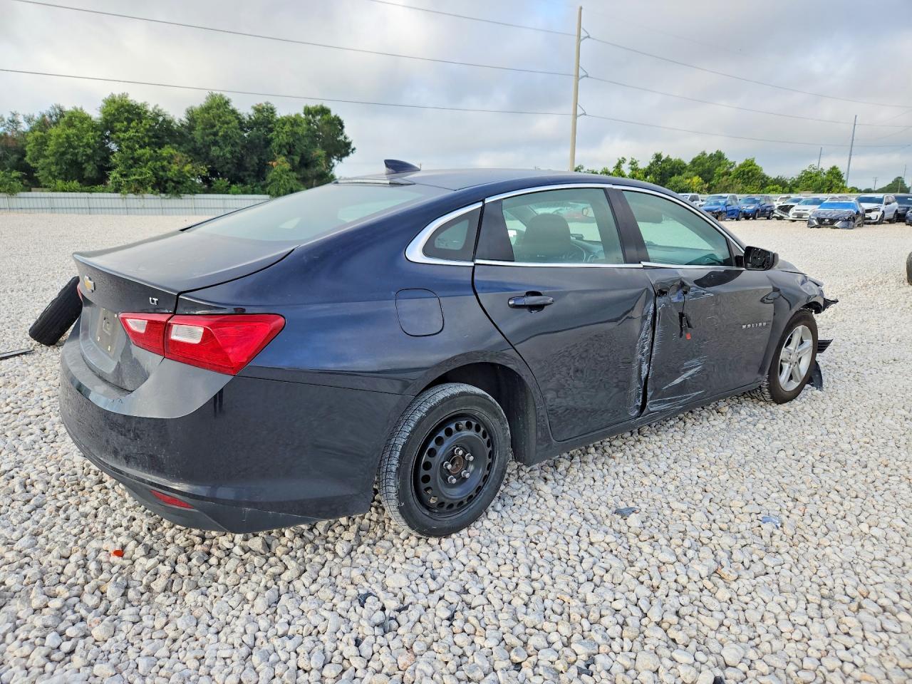 2023 Chevrolet Malibu Lt - Фото 3