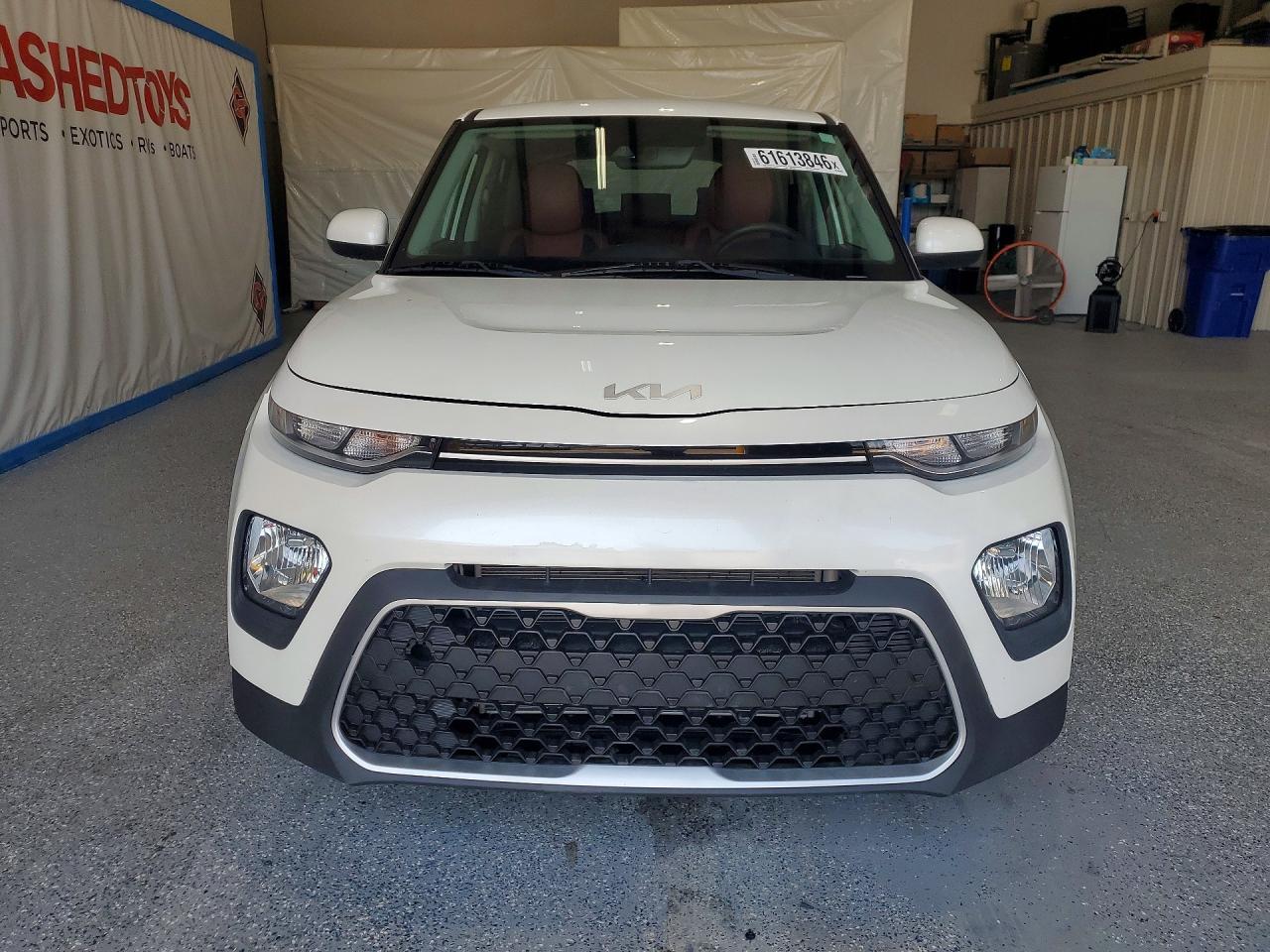 2022 Kia Soul Lx - Image 5