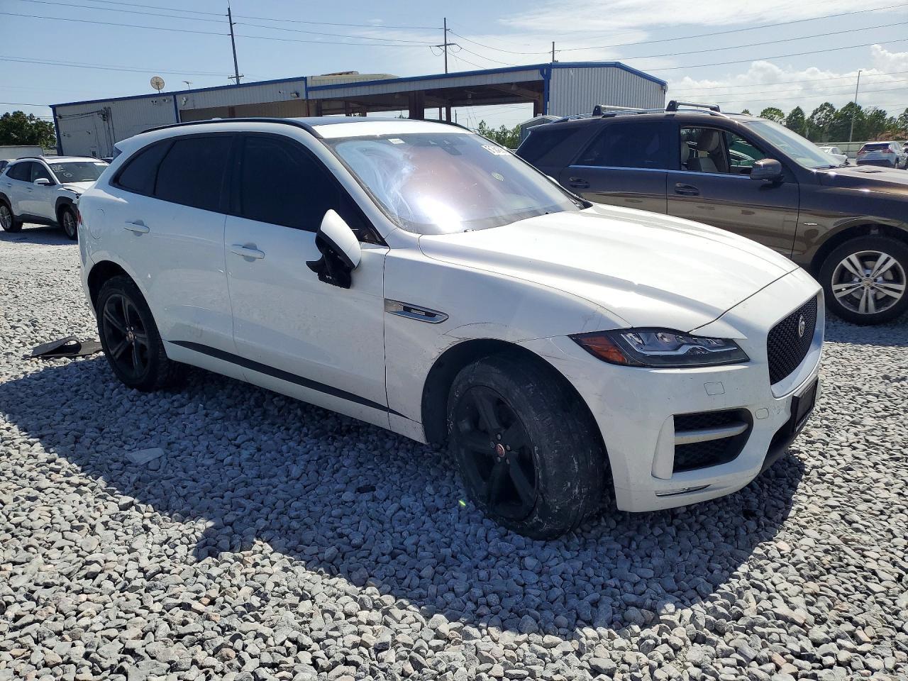 2018 Jaguar F-Pace R - Sport - Image 4