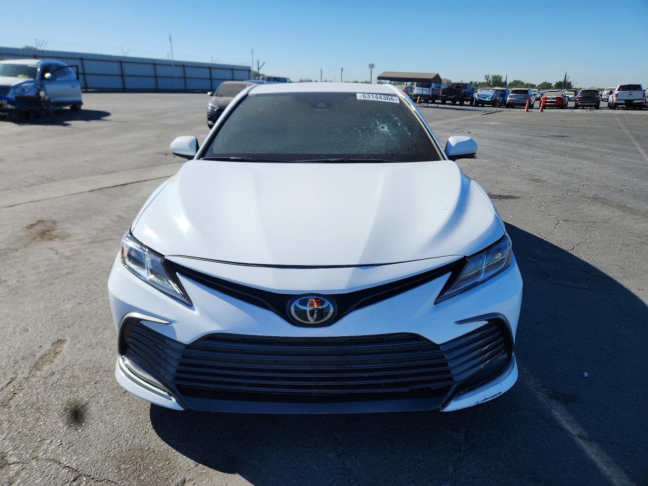 2024 Toyota Camry Le - Image 5