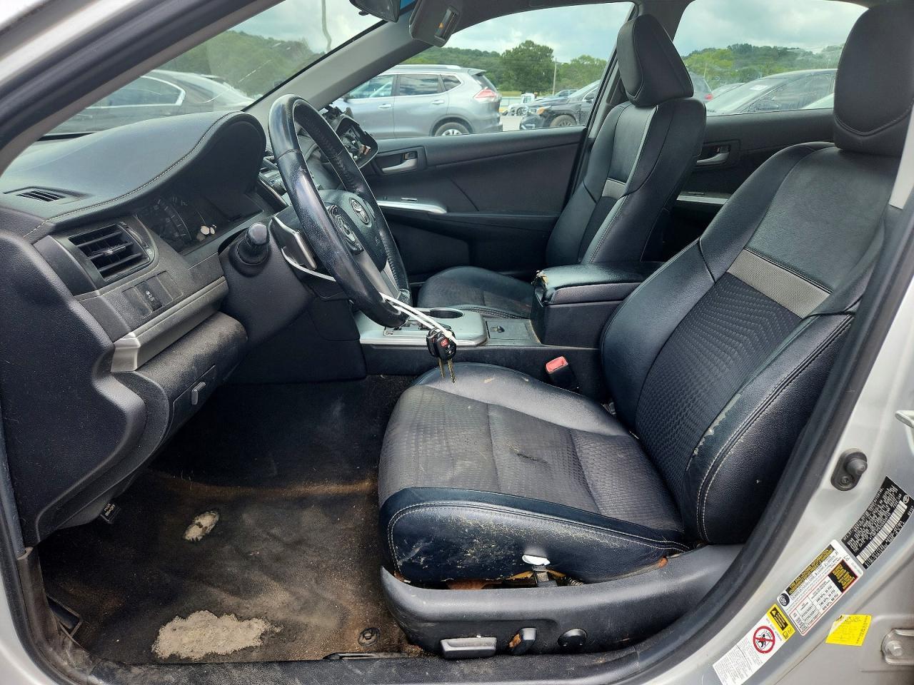 2012 Toyota Camry Se - Image 7