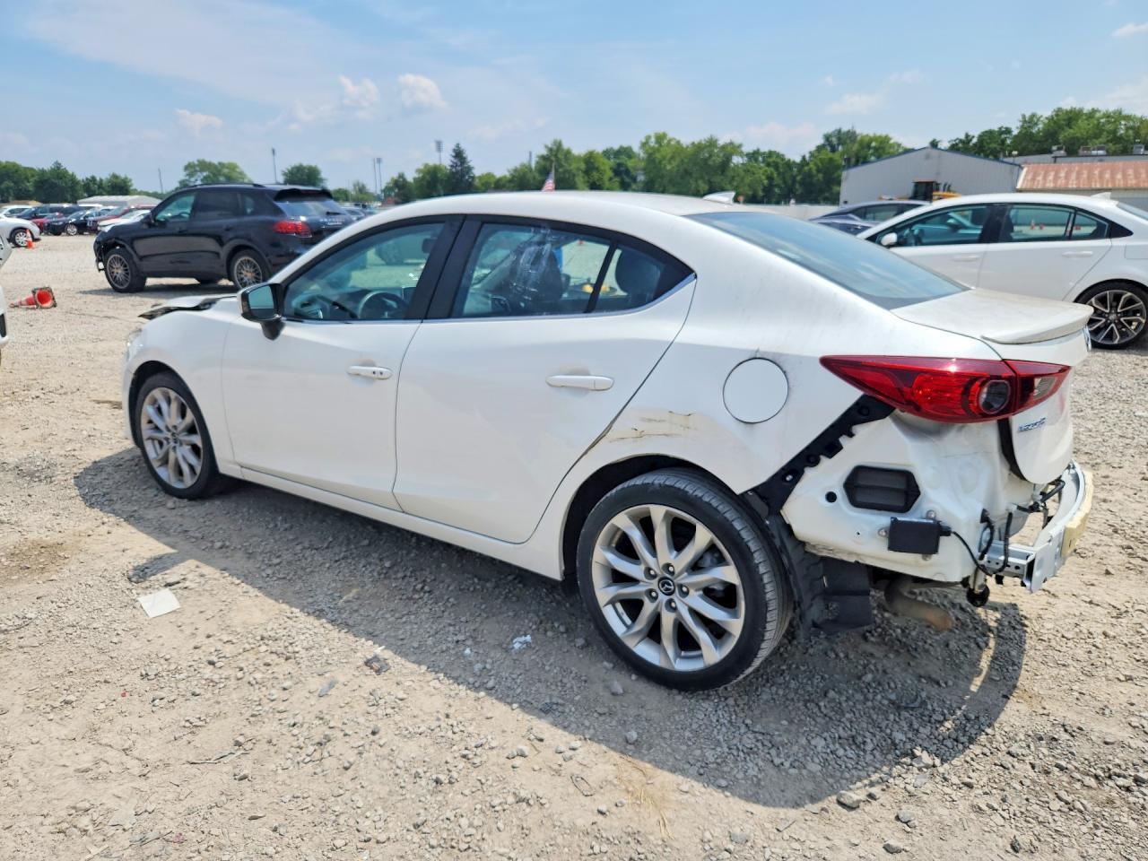 2016 Mazda 3 Touring - Image 2