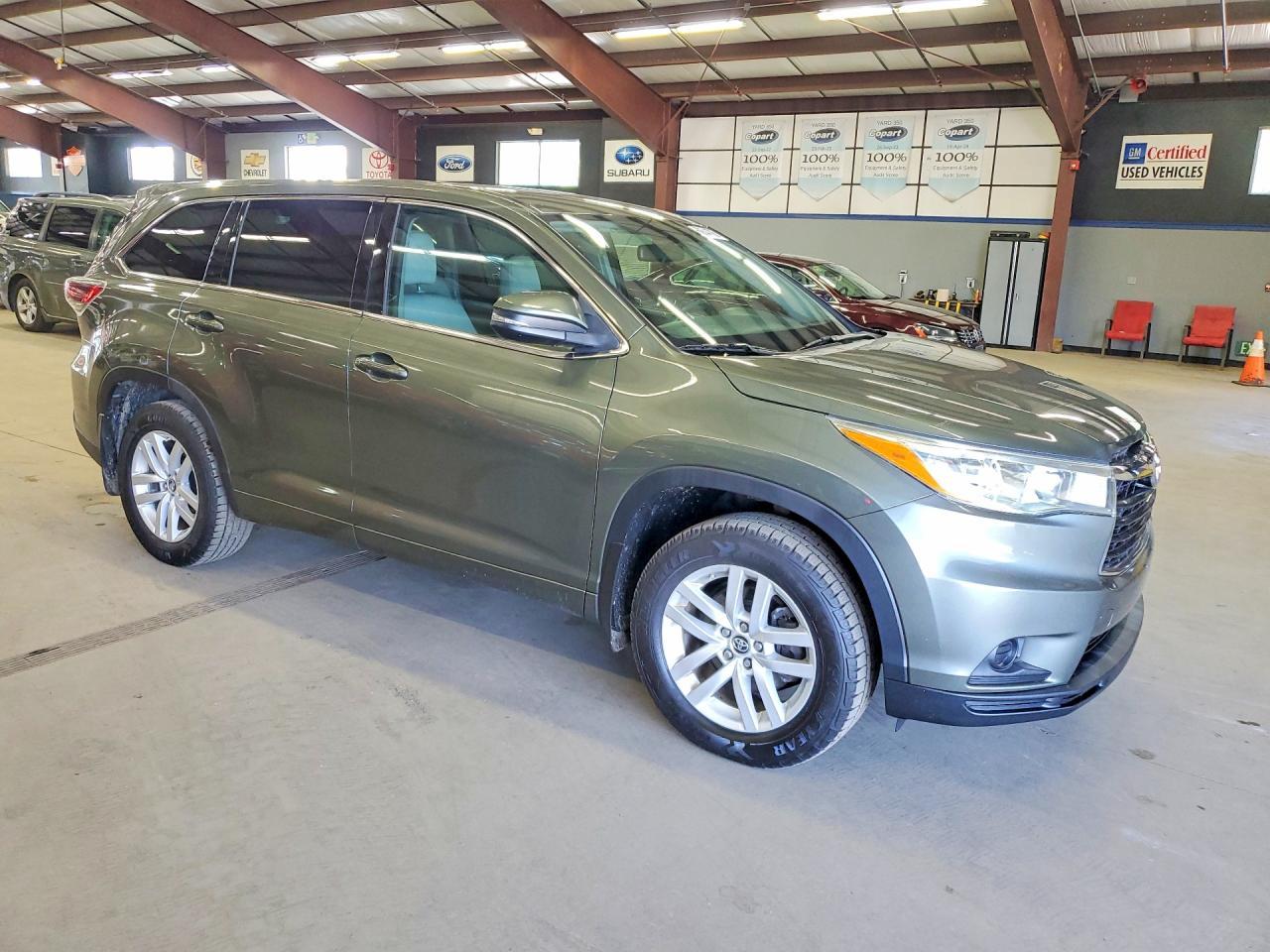 2016 Toyota Highlander Le - Фото 4
