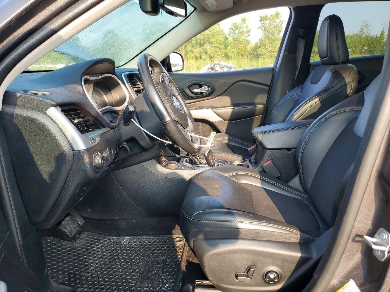 2018 Jeep Cherokee Latitude Plus - Фото 7