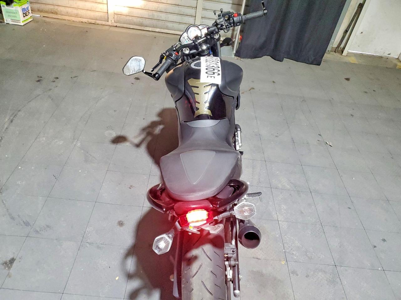2013 Suzuki Sv650 - Фото 6
