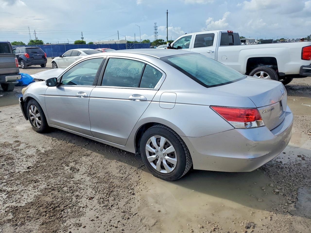 2010 Honda Accord Lx - Фото 2
