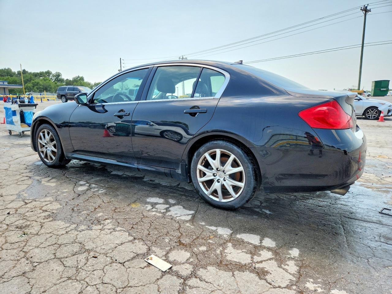 2012 Infiniti G37 Sedan X - Image 2