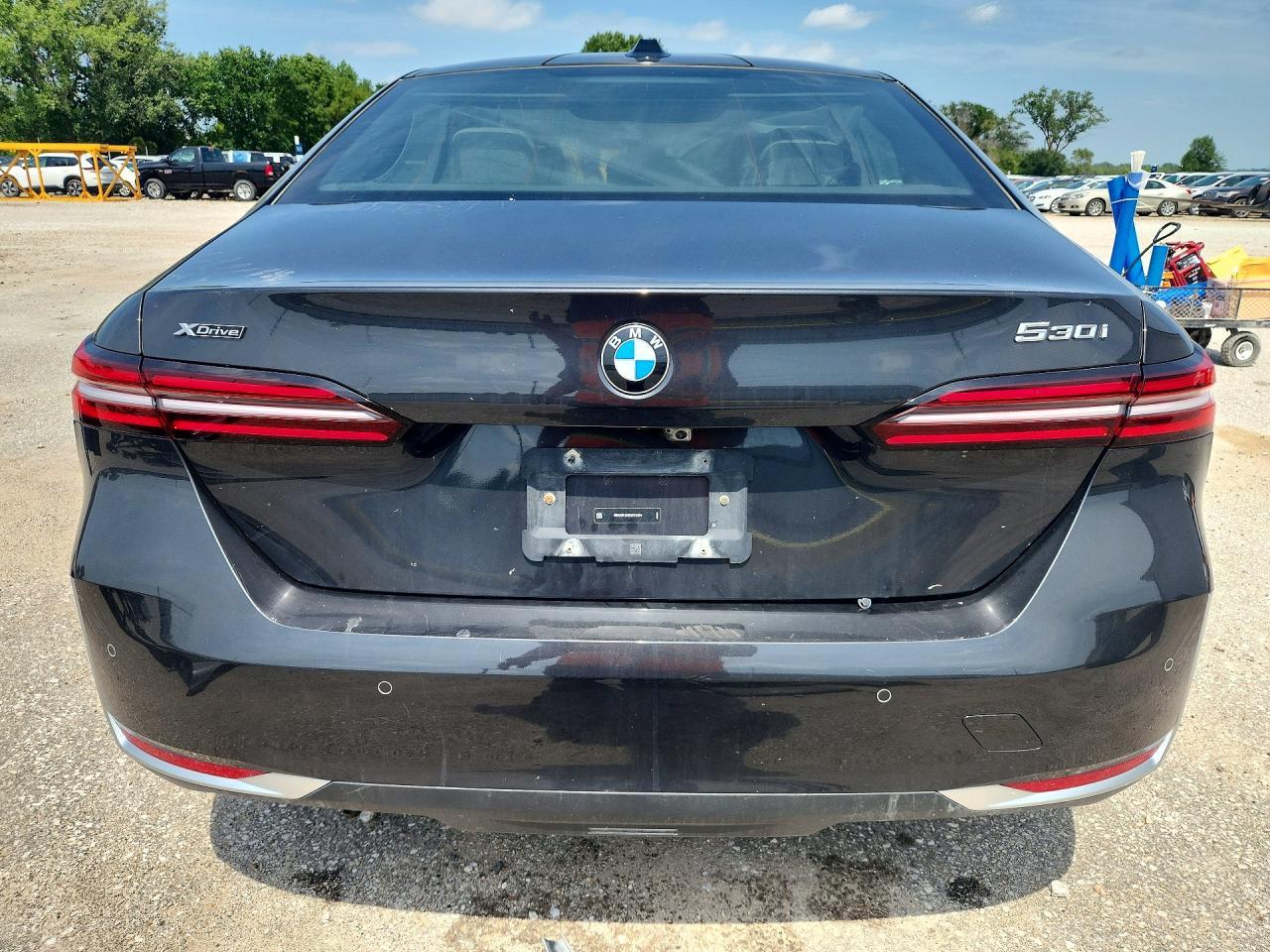 2024 BMW 530 Xi - Фото 6