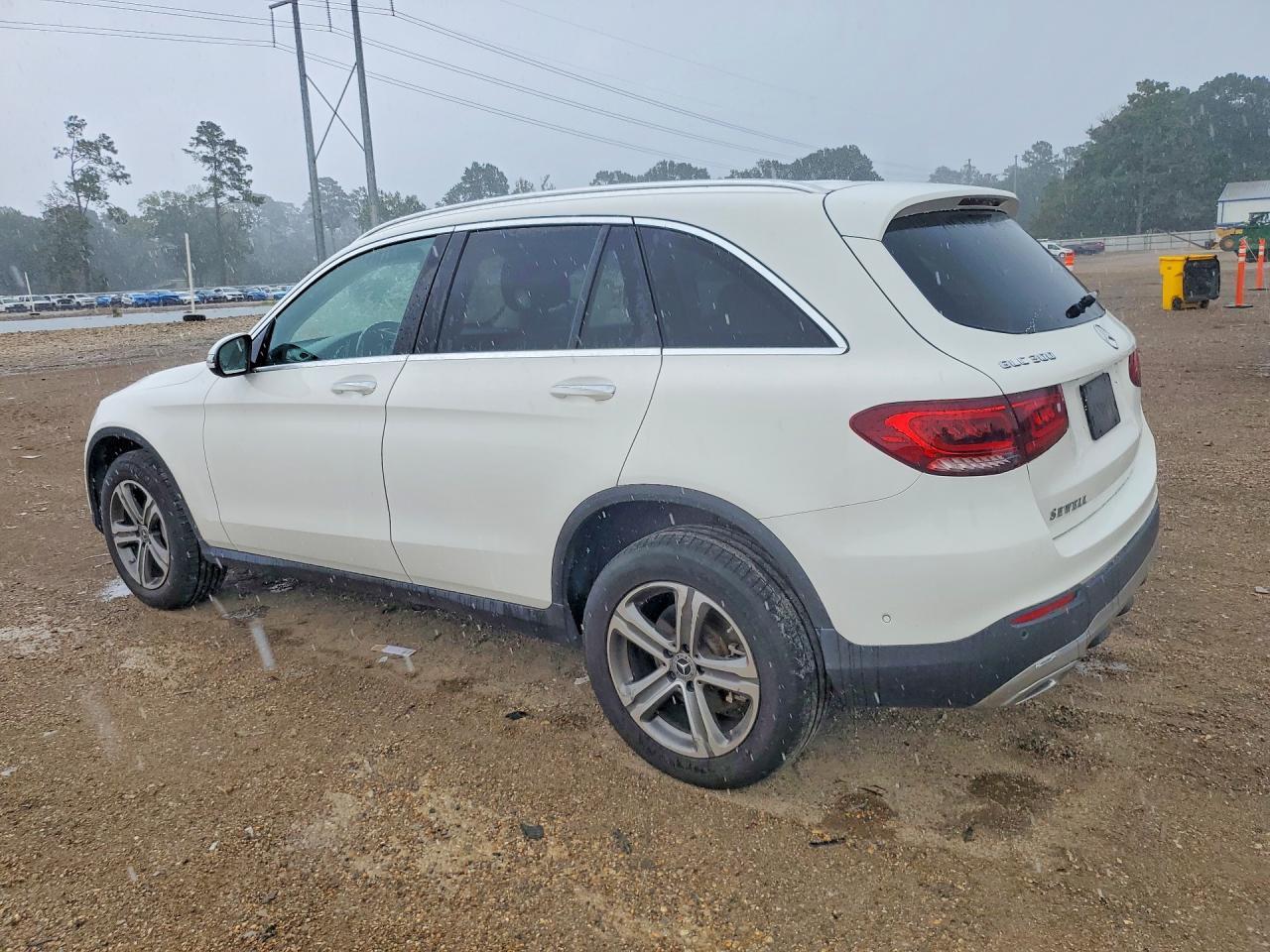 2021 Mercedes-Benz Glc 300 - Фото 2
