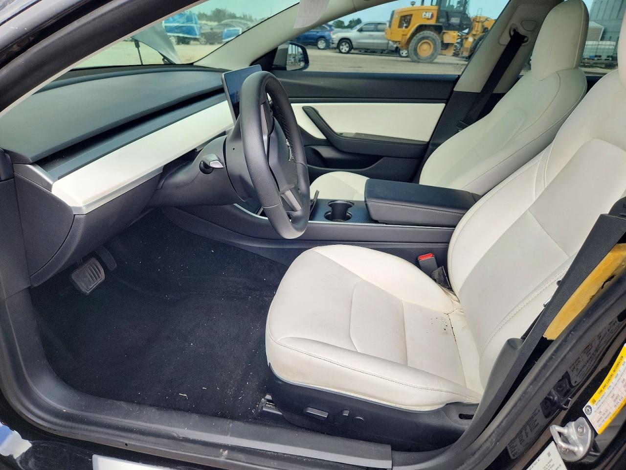 2020 Tesla Model 3 - Image 7