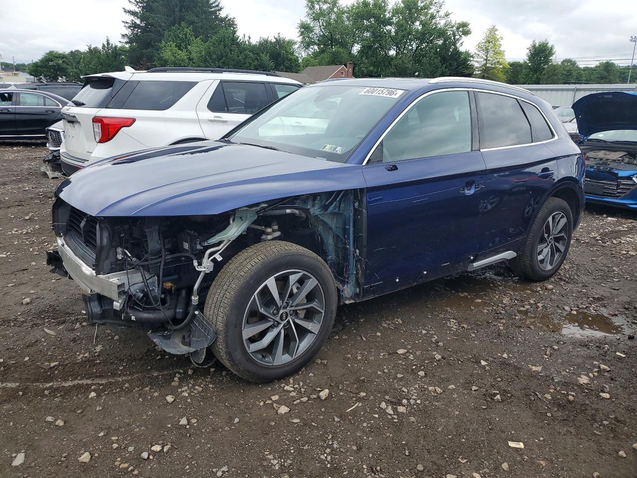 2022 Audi Q5 Premium Plus 45