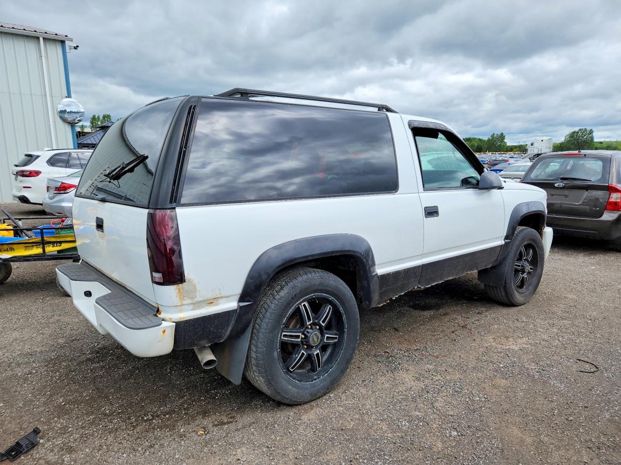 1998 Chevrolet Tahoe K1500 - Image 3