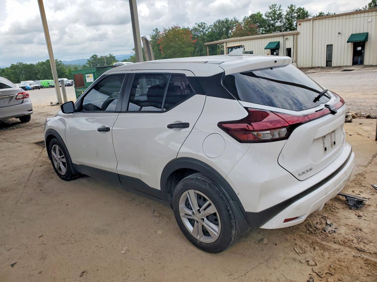 2024 Nissan Kicks S - Фото 2