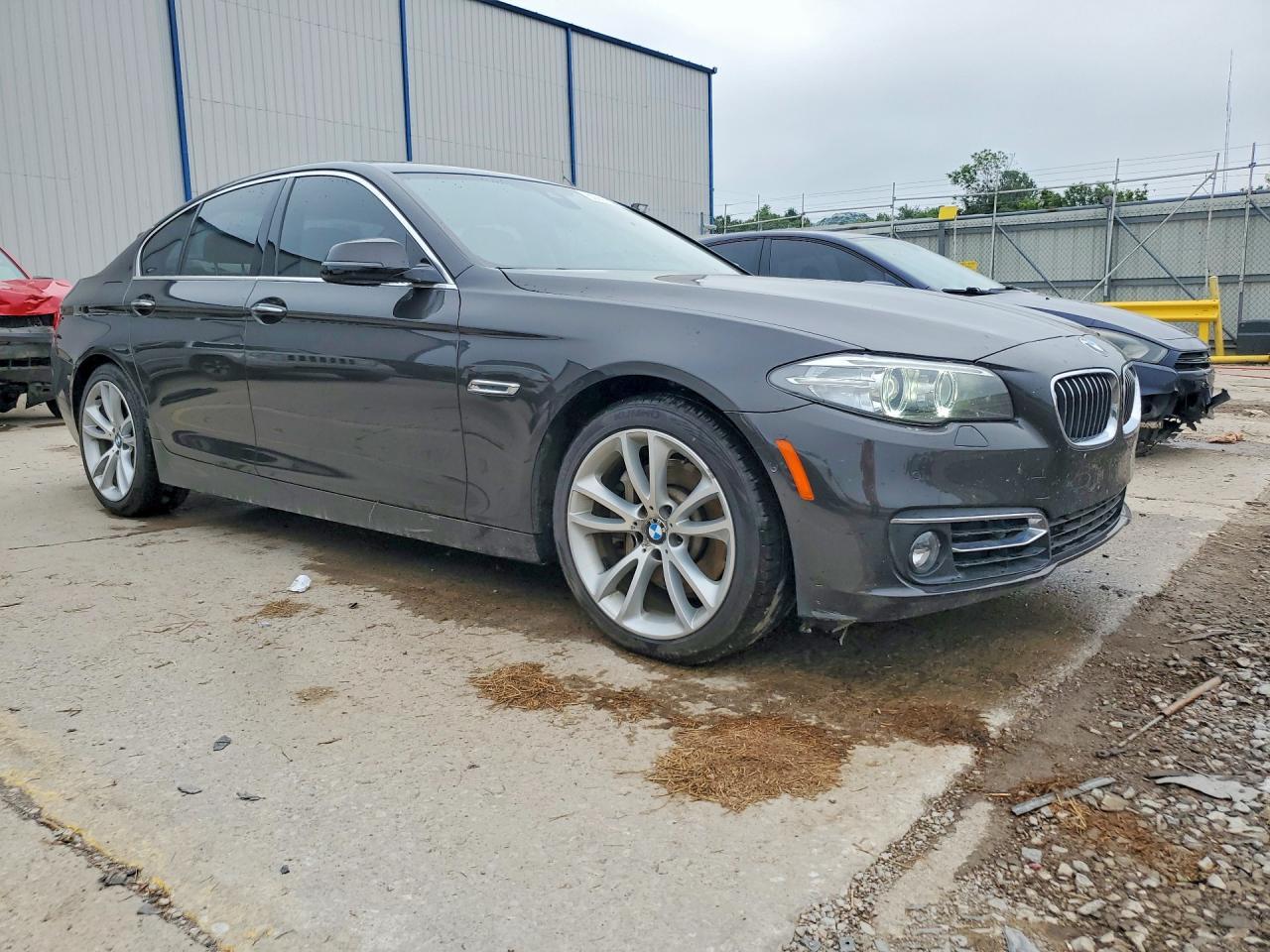 2014 BMW 535 Xi - Image 4