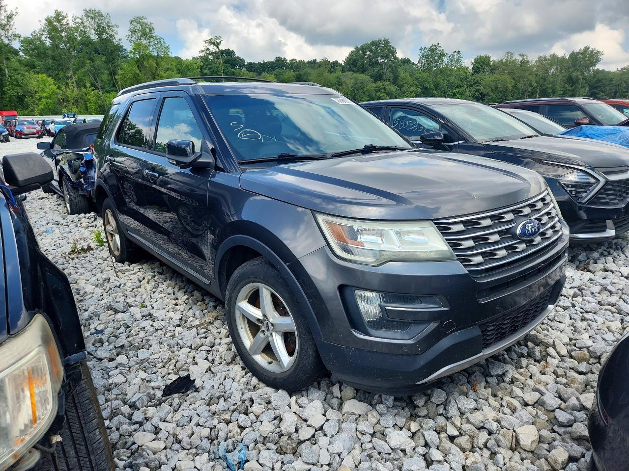 2016 Ford Explorer Xlt - Image 4