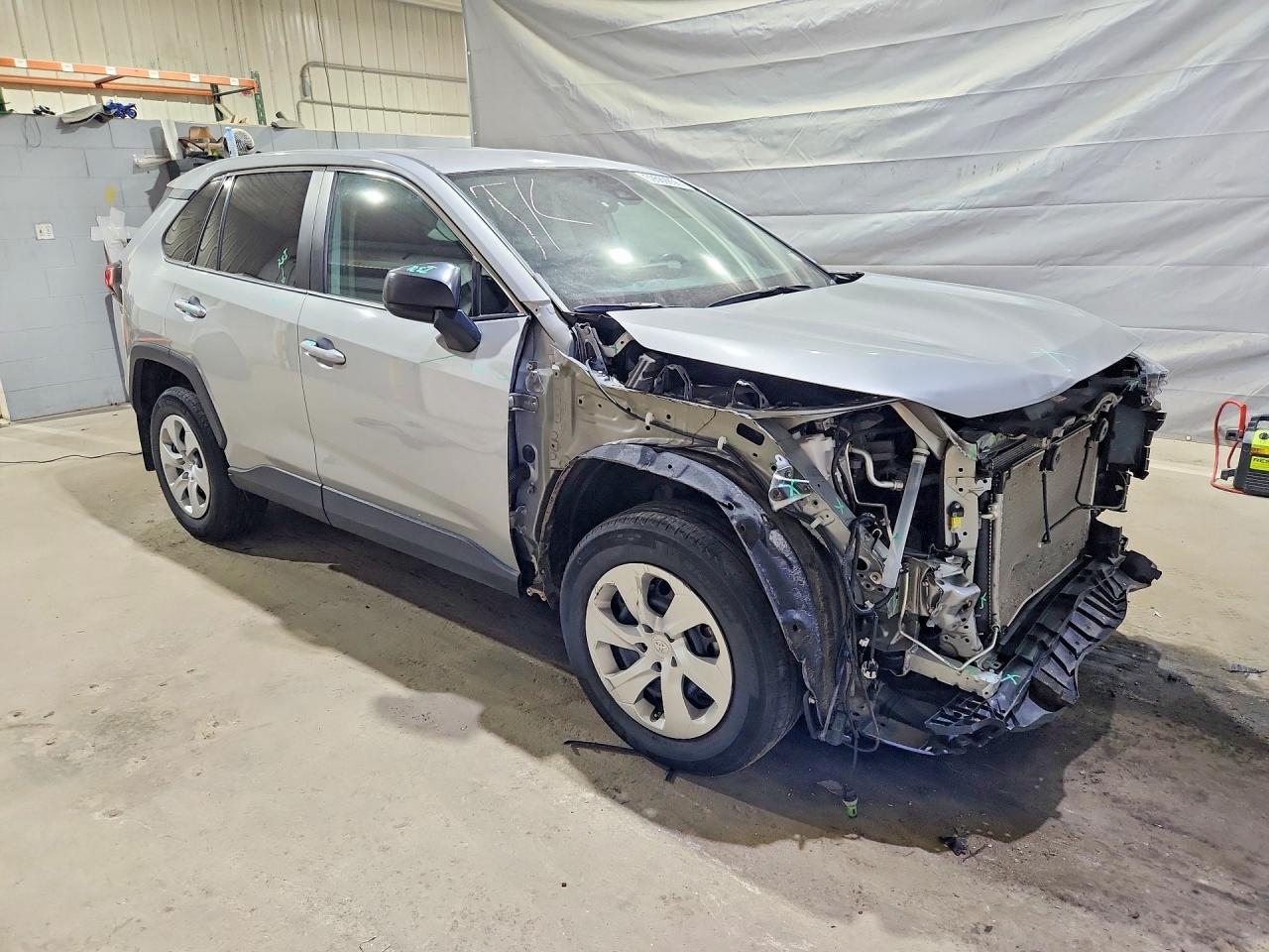 2024 Toyota Rav4 Le - Фото 4