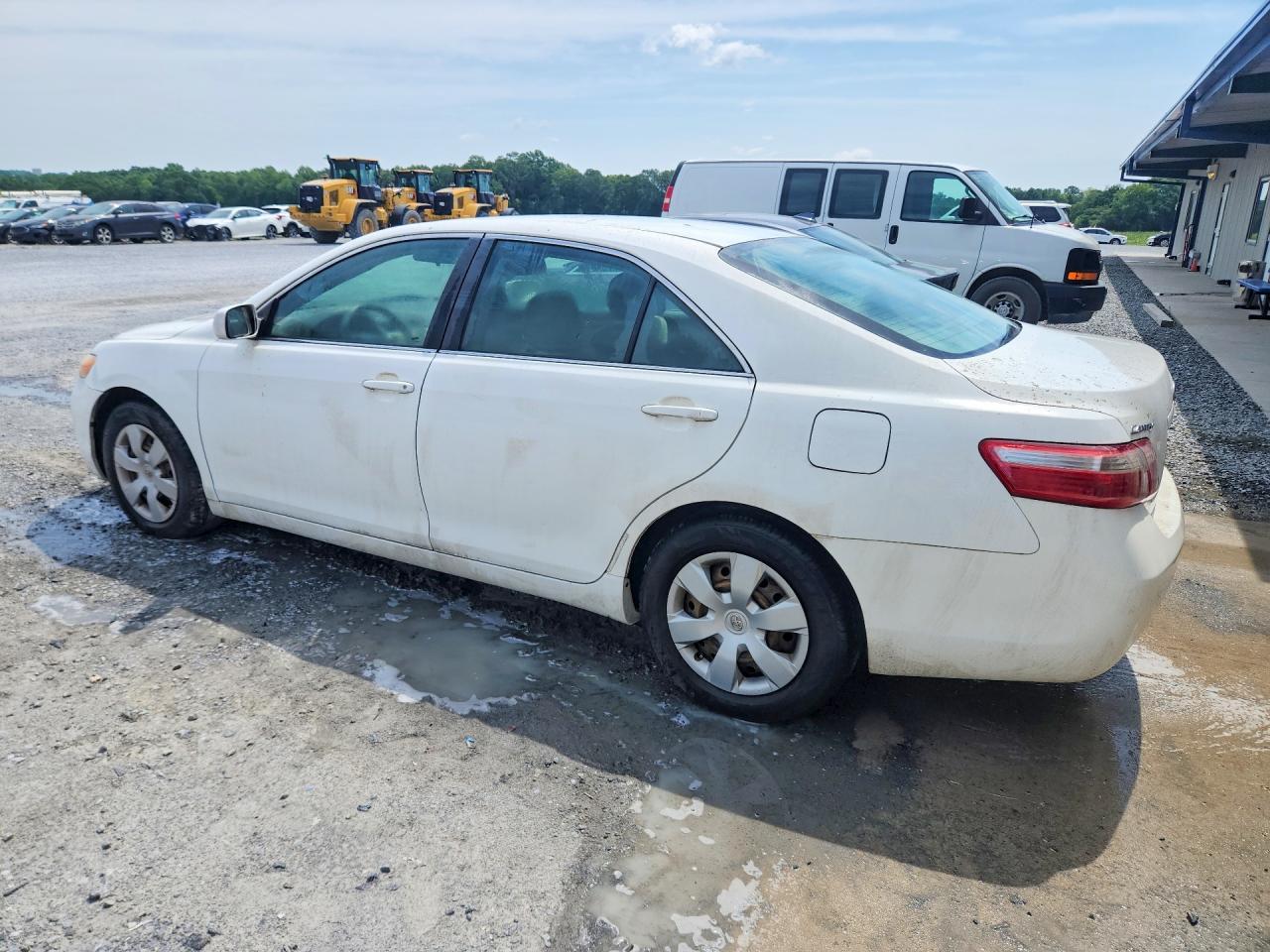 2009 Toyota Camry Base - Image 2