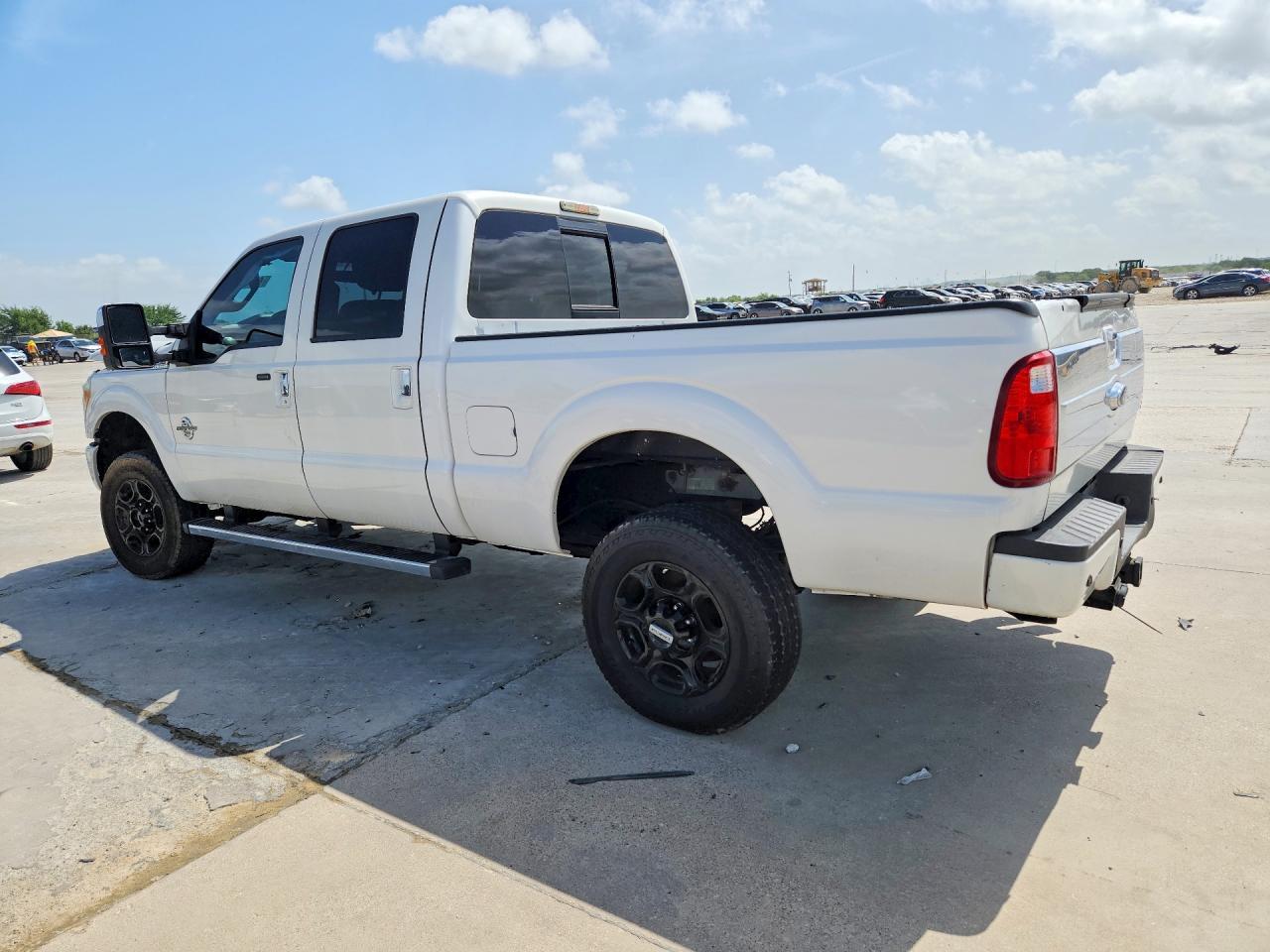 2015 Ford F250 Super Duty - Фото 2