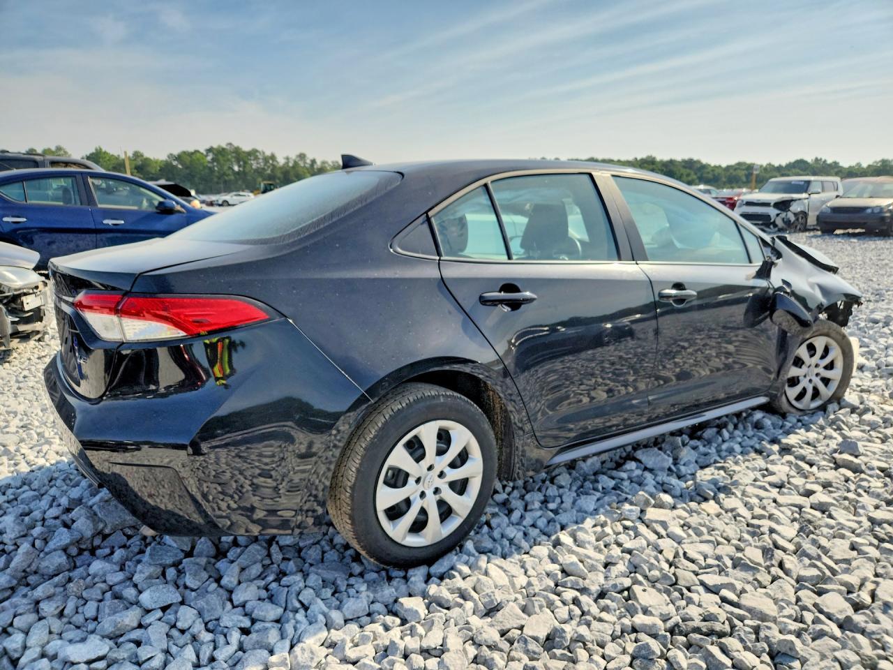 2025 Toyota Corolla Le - Image 3