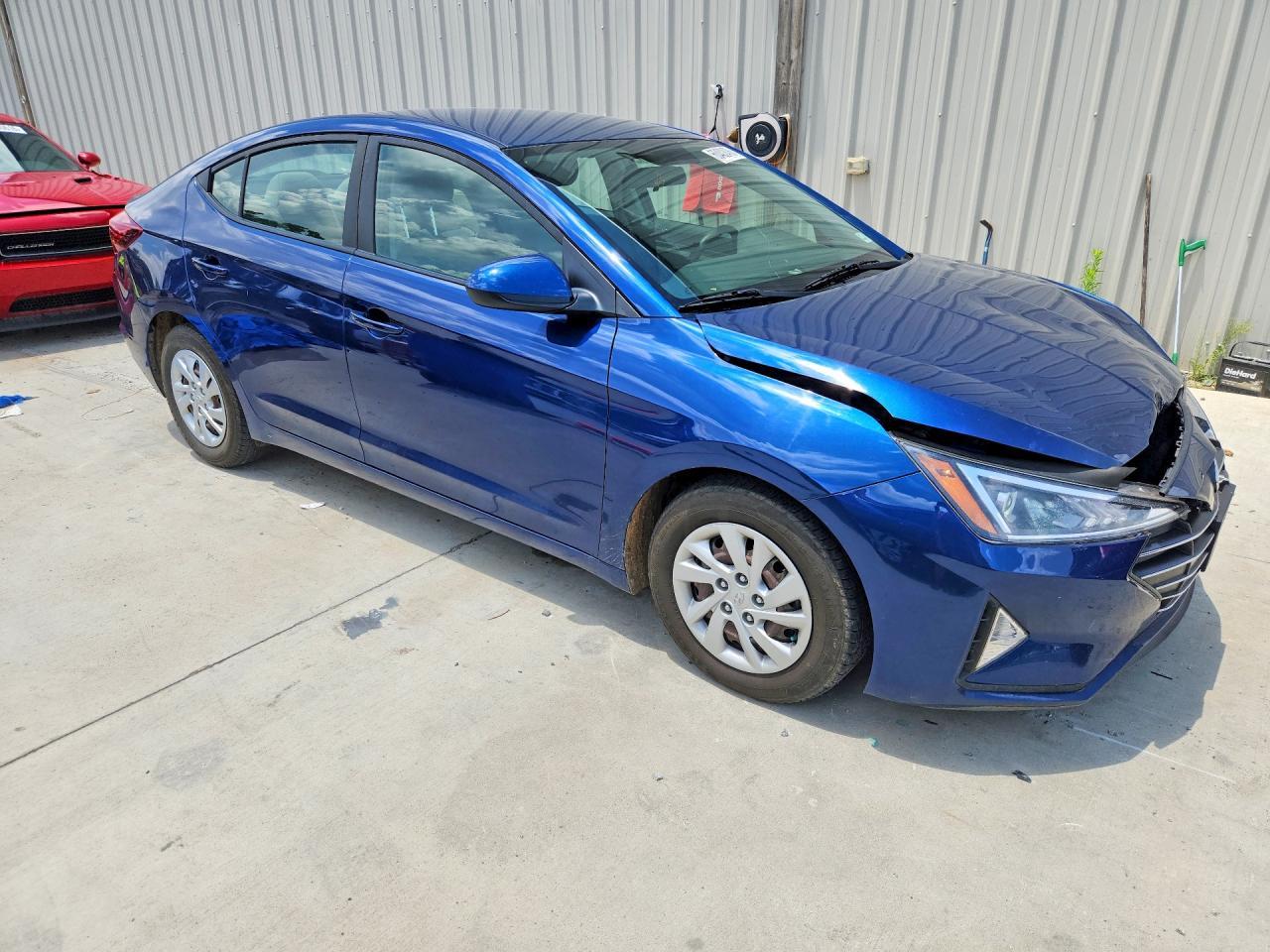 2019 Hyundai Elantra Se - Image 4