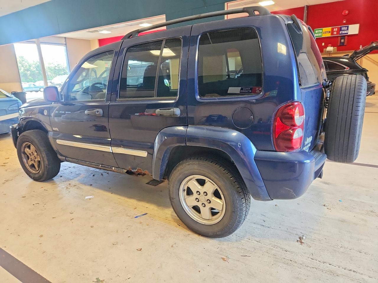 2006 Jeep Liberty Sport - Фото 2