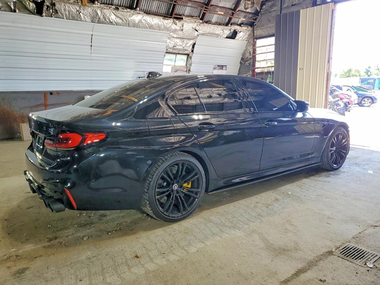 2018 BMW M5 - Фото 2