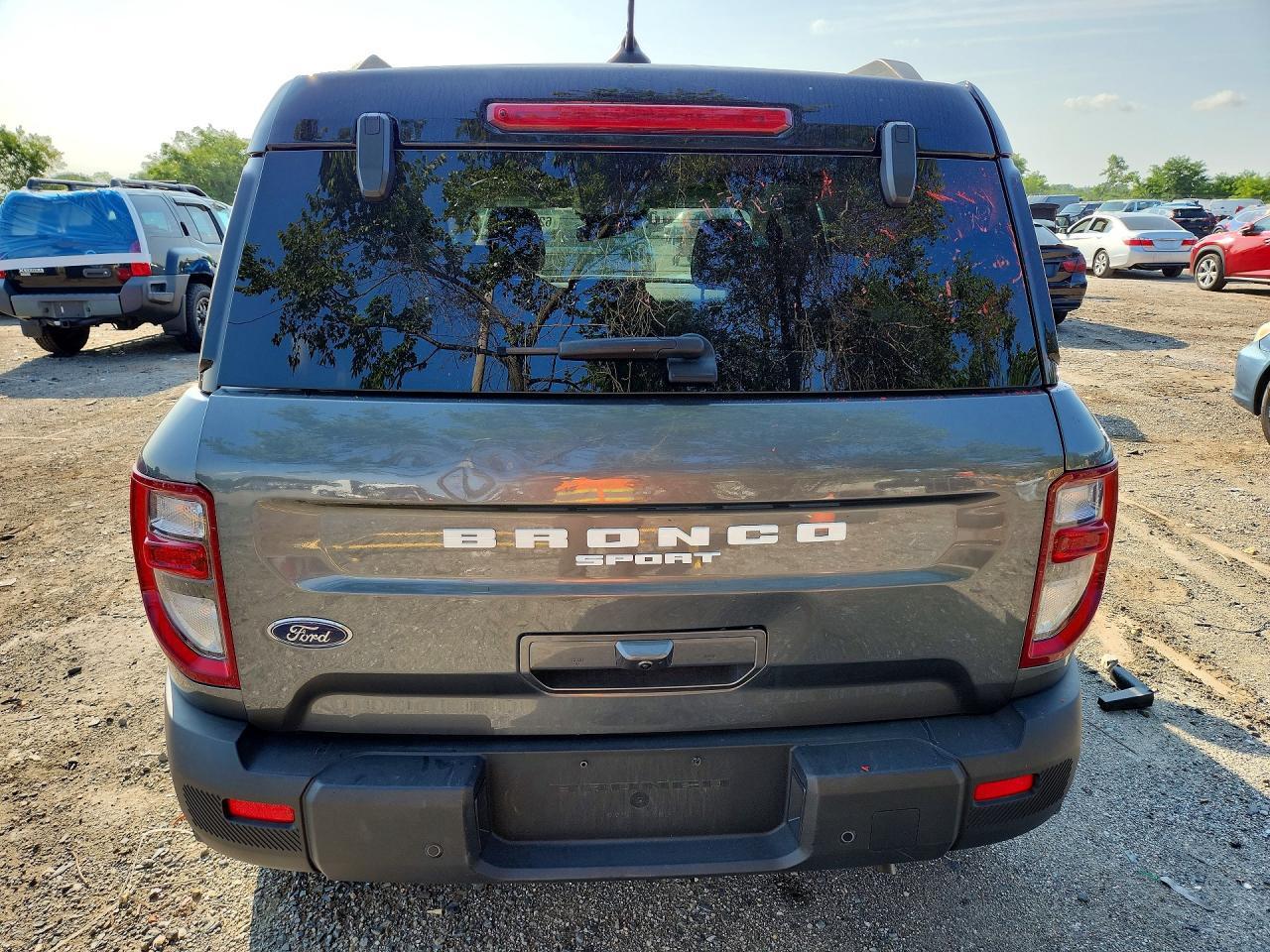 2025 Ford Bronco Sport Outer Banks - Image 6