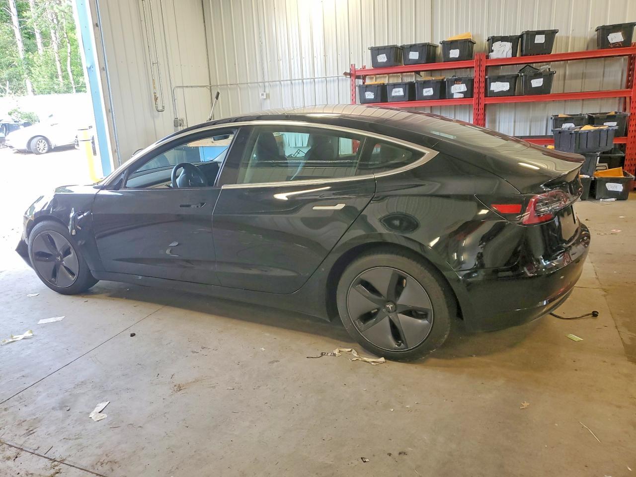 2018 Tesla Model 3 - Image 2