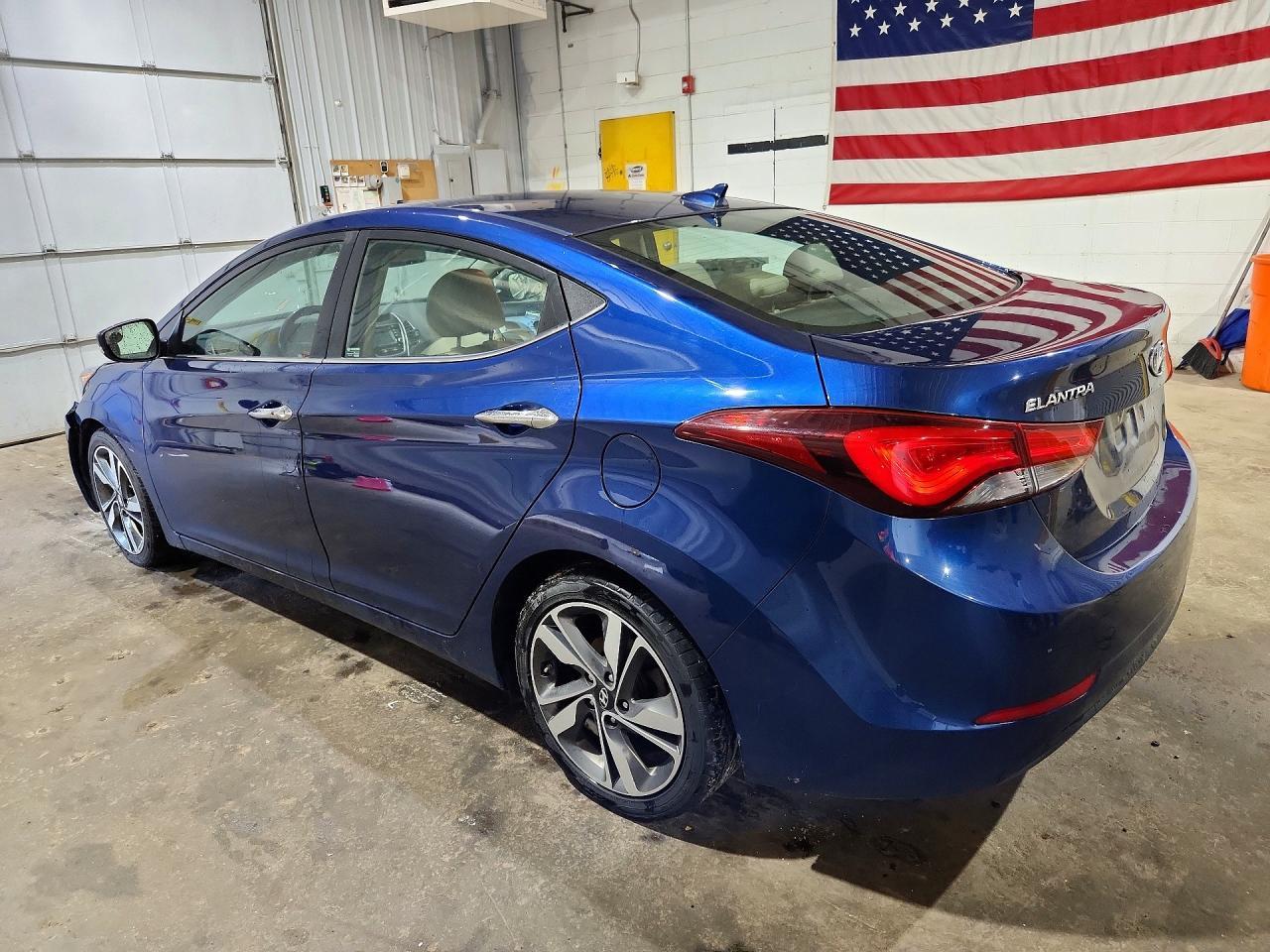 2016 Hyundai Elantra Limited - Фото 2
