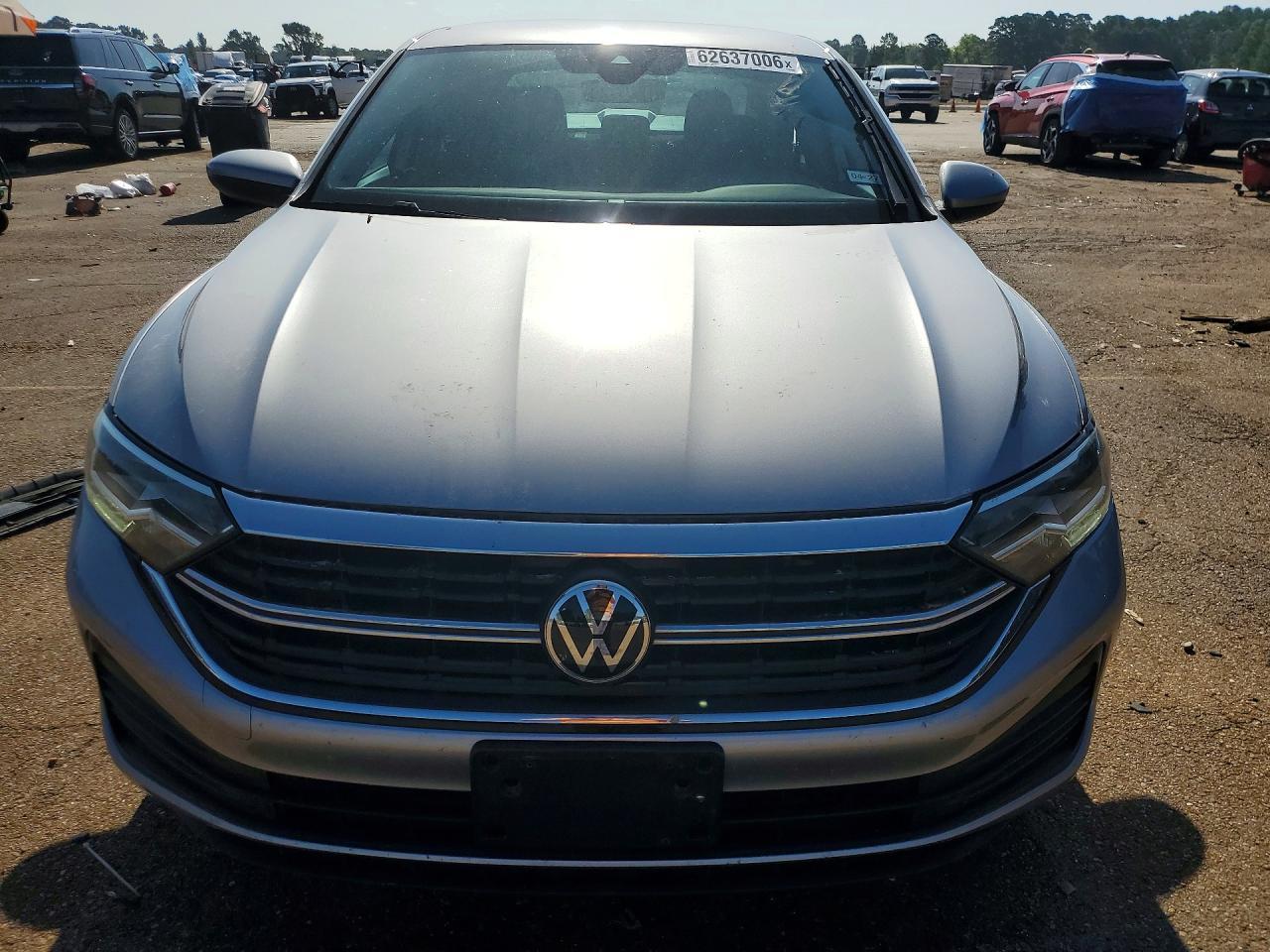 2022 Volkswagen Jetta S - Фото 5