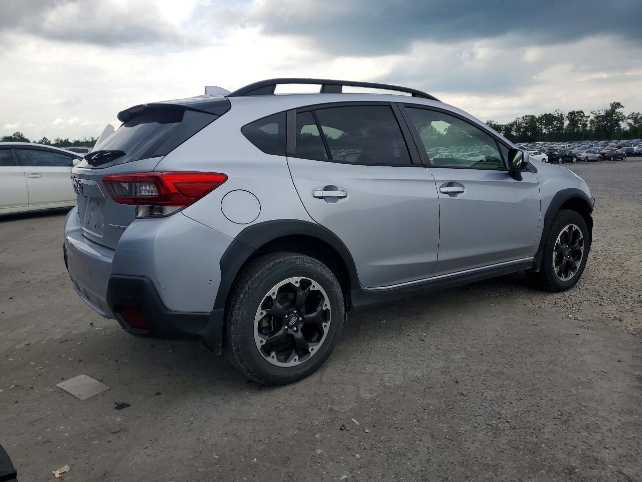 2023 Subaru Crosstrek Premium - Image 3