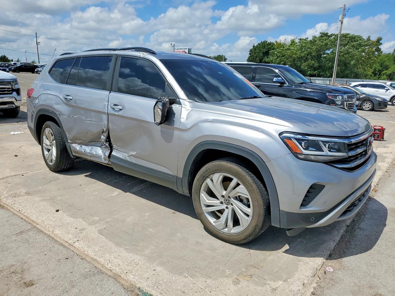 2022 Volkswagen Atlas Se - Фото 4
