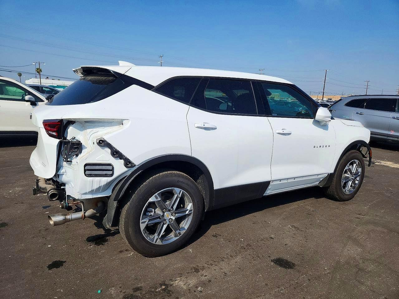 2025 Chevrolet Blazer 2Lt - Image 3