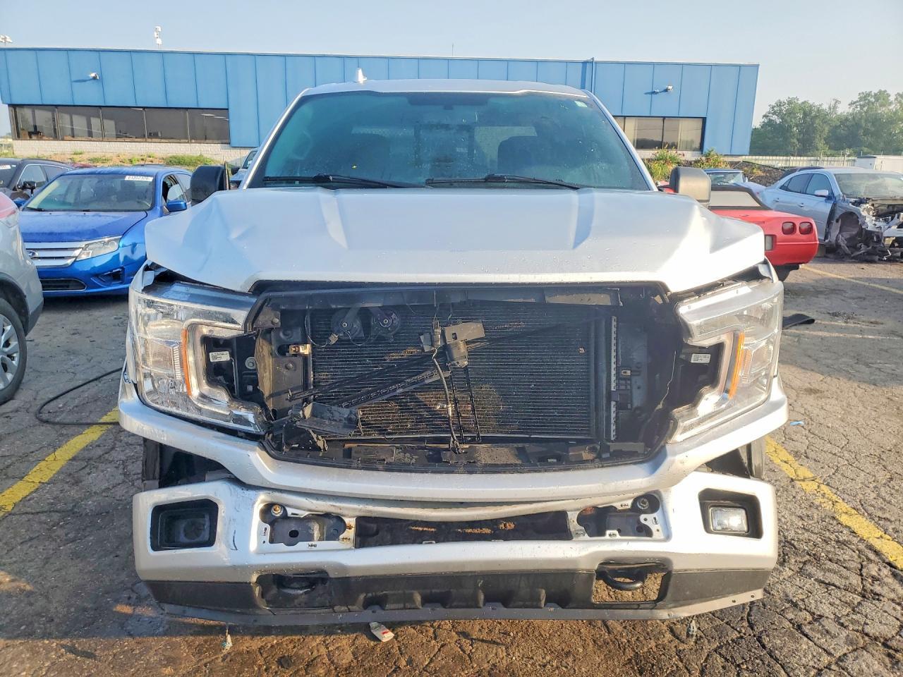 2018 Ford F150 Super Cab - Фото 5
