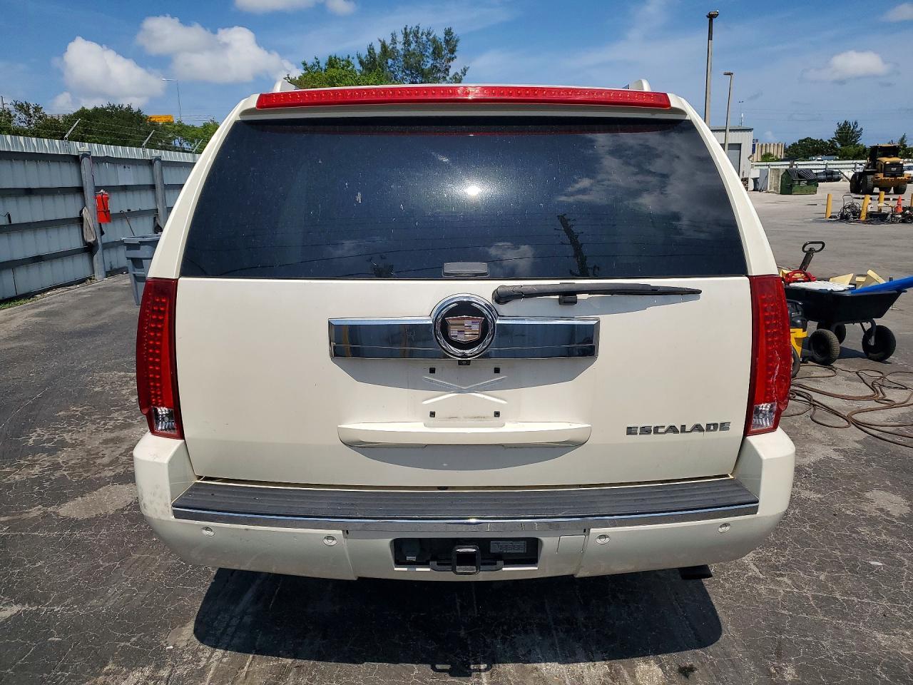 2008 Cadillac Escalade Esv - Image 6