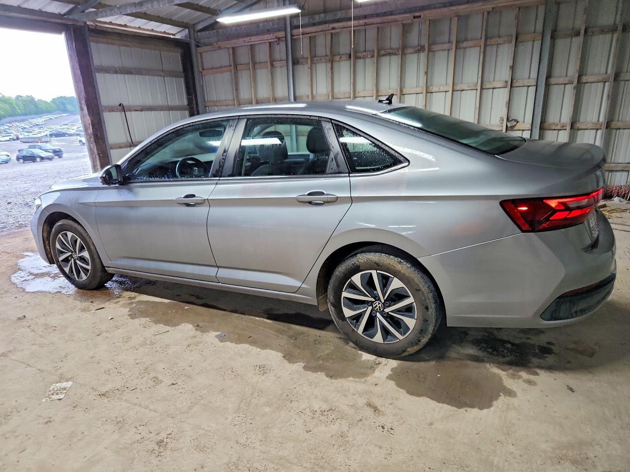 2024 Volkswagen Jetta S - Фото 2