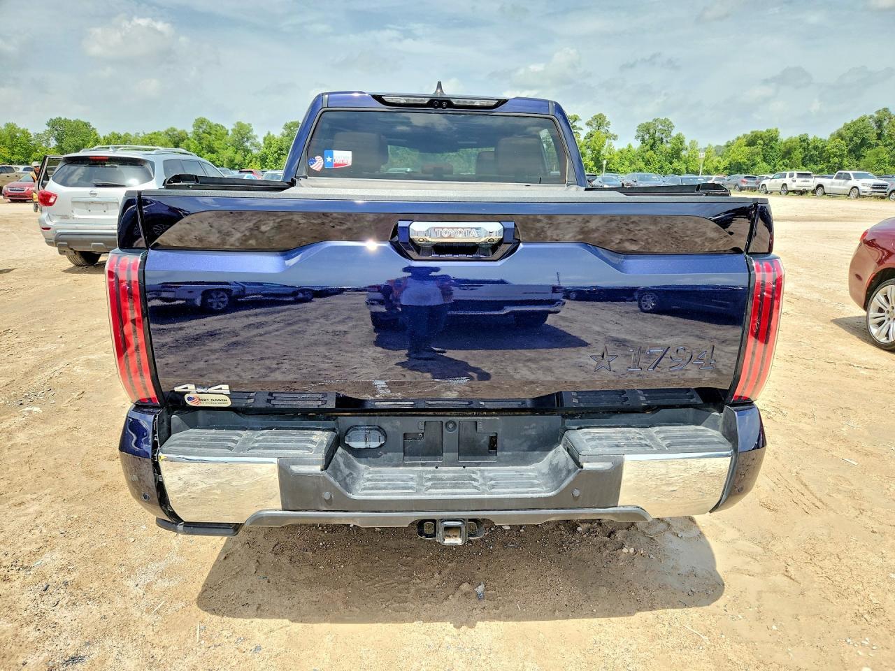 2025 Toyota Tundra 1794 Edition - Image 6