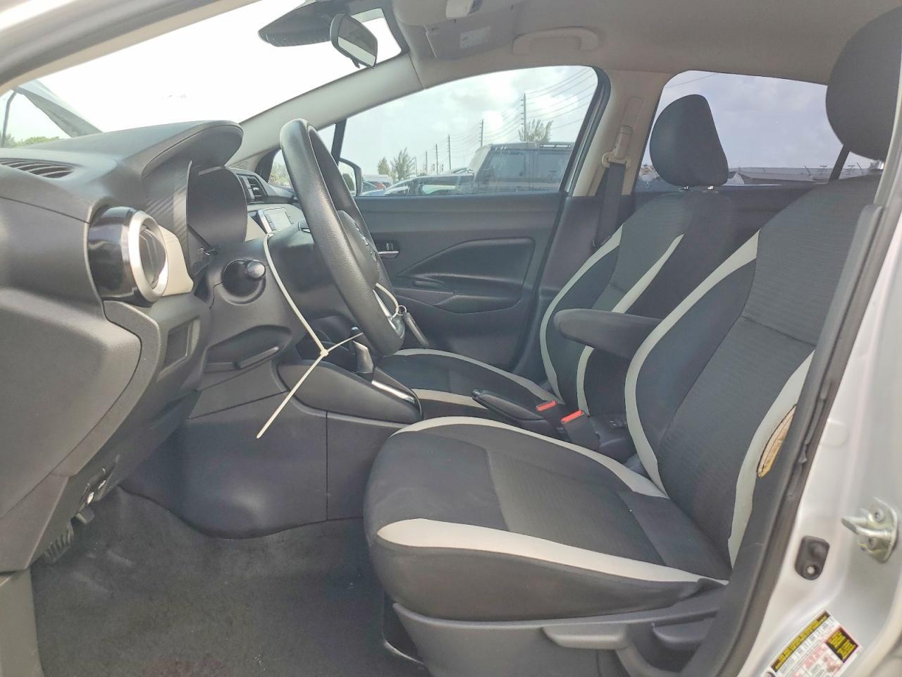2020 Nissan Versa Sv - Фото 7