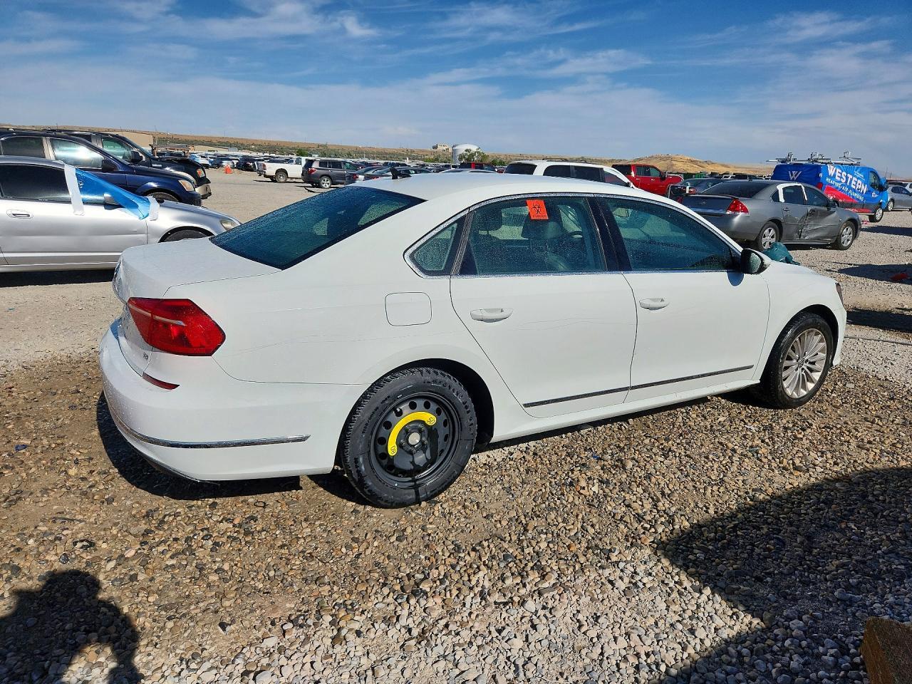 2016 Volkswagen Passat Se - Image 3