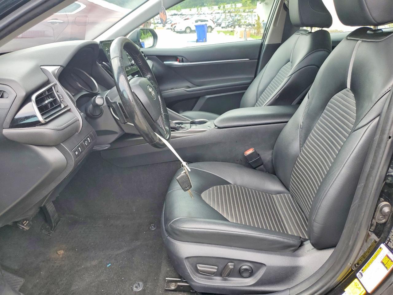 2024 Toyota Camry Se - Image 7