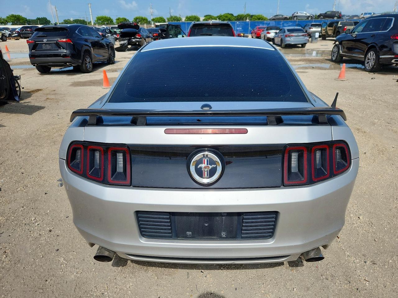 2014 Ford Mustang - Фото 6